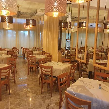 Hotel Venezia San Mauro Mare Kültér fotó